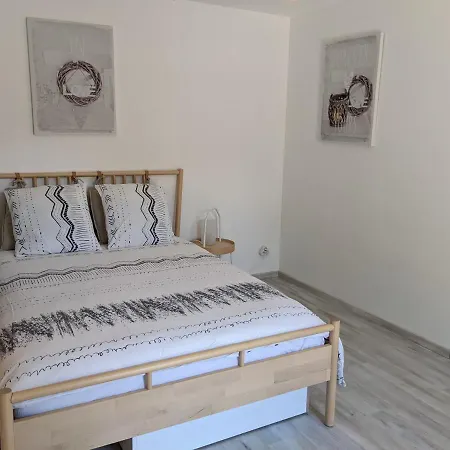 Chambre double indépendante BALI au sein du domaine PASSELOUP Porte Des Pierres Dorees Extérieur photo